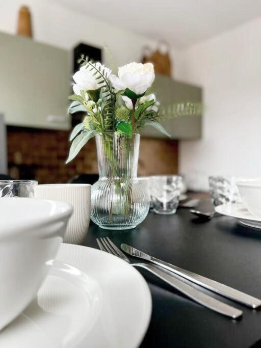 Grand Theater Apartments وودج المظهر الخارجي الصورة